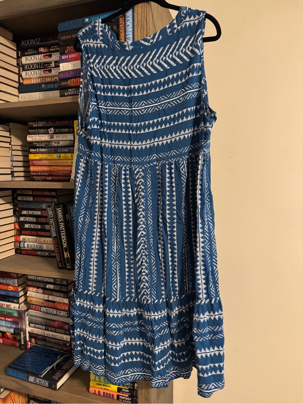 BloomChic Teal and White V-Neck Patterned Sleeveless Dress - Picture 2 of 3